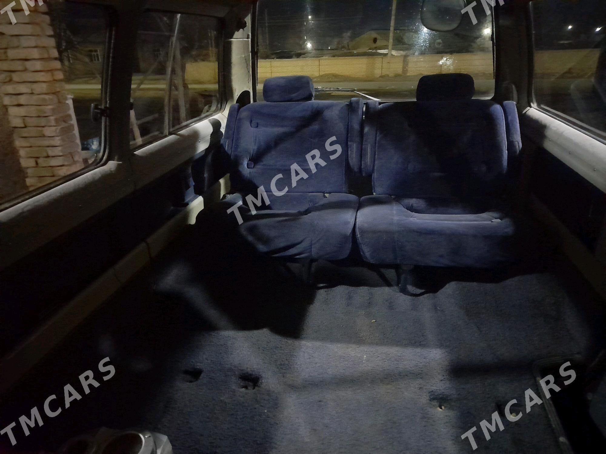 Toyota Town Ace 1987 - 25 000 TMT - Саят - img 7