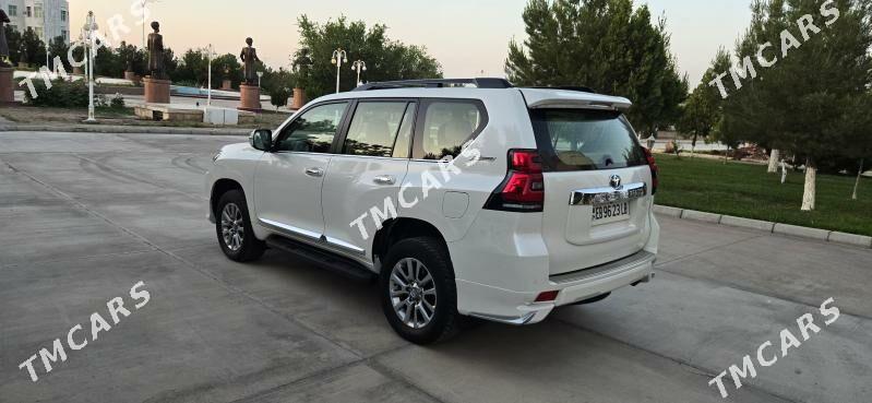 Toyota Land Cruiser Prado 2018 - 800 000 TMT - Туркменабат - img 10