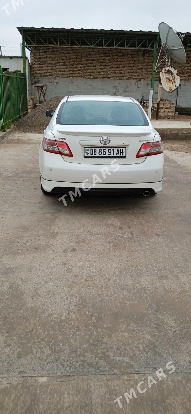 Toyota Camry 2011 - 155 000 TMT - Tejen - img 3