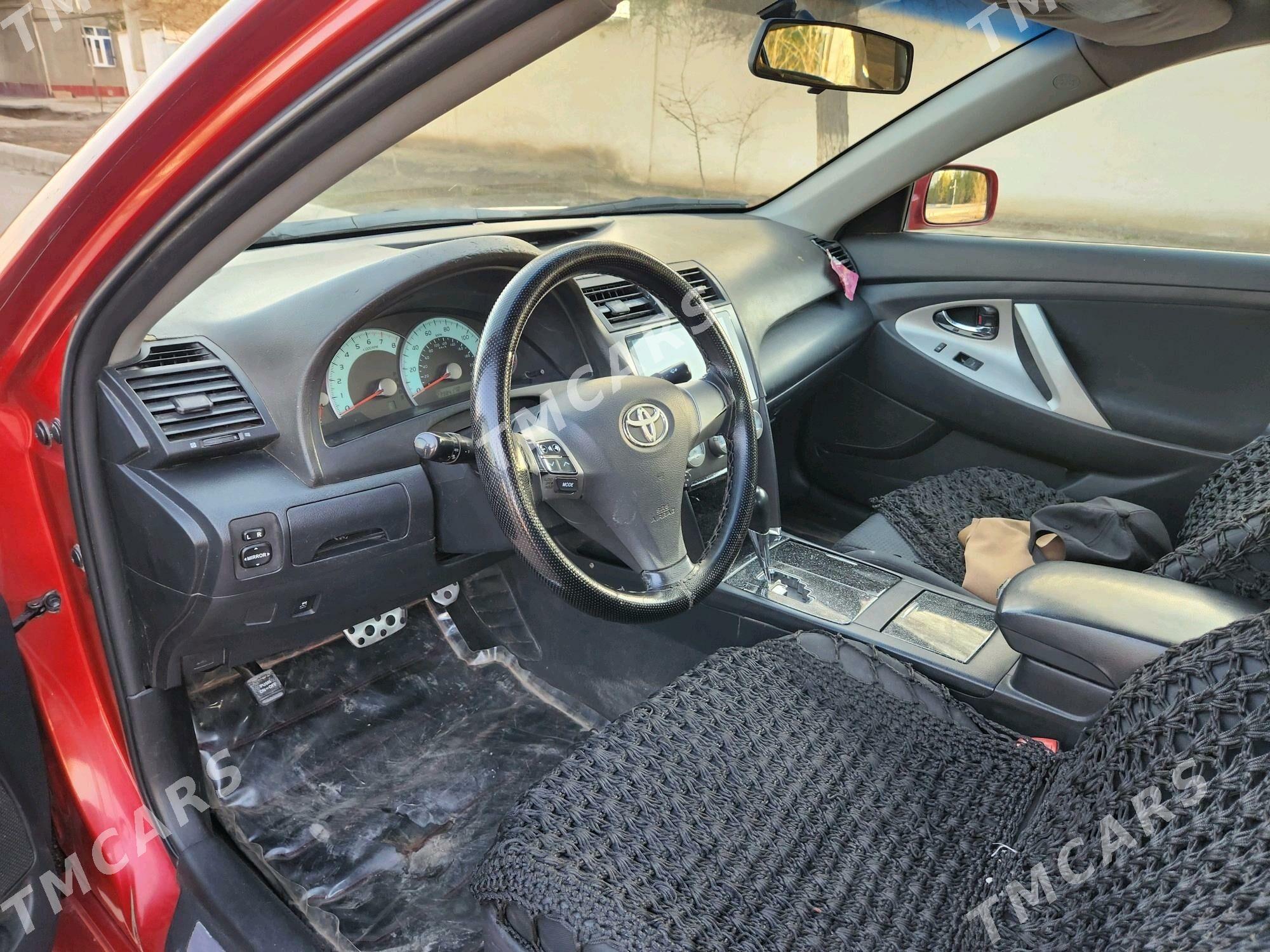 Toyota Camry 2010 - 166 000 TMT - Köneürgenç - img 4