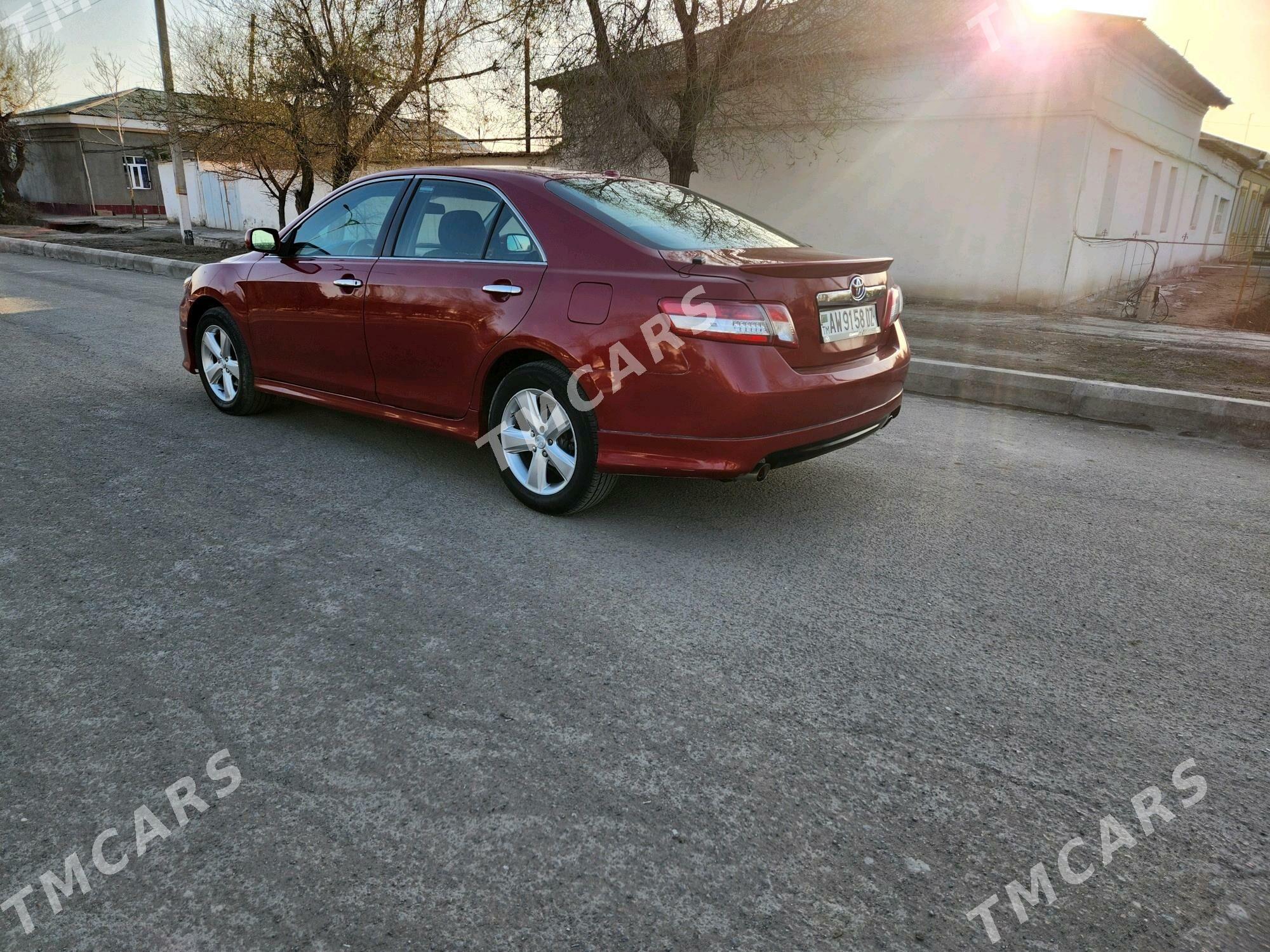 Toyota Camry 2010 - 166 000 TMT - Köneürgenç - img 6