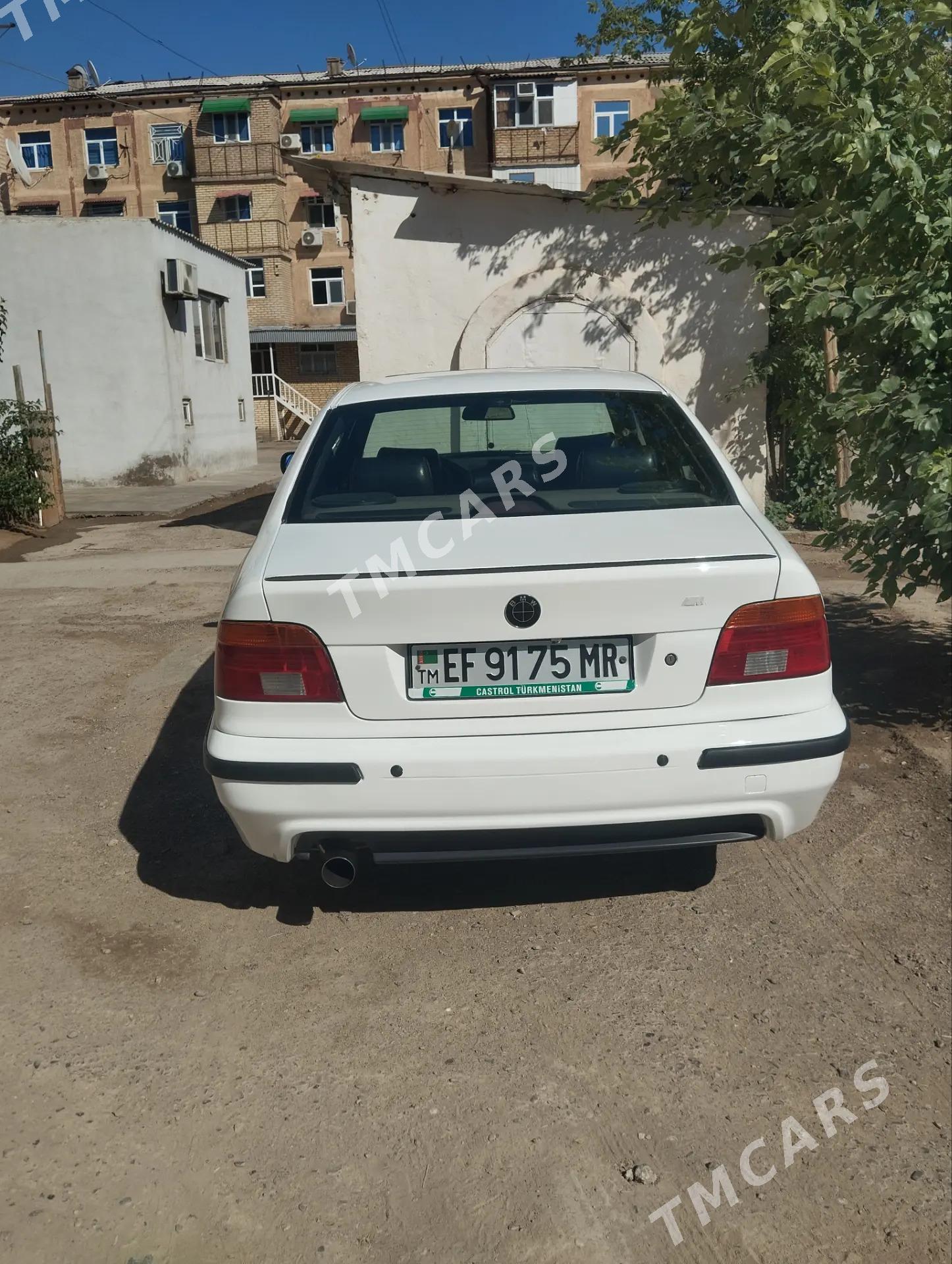 BMW 525 2003 - 120 000 TMT - Мары - img 3
