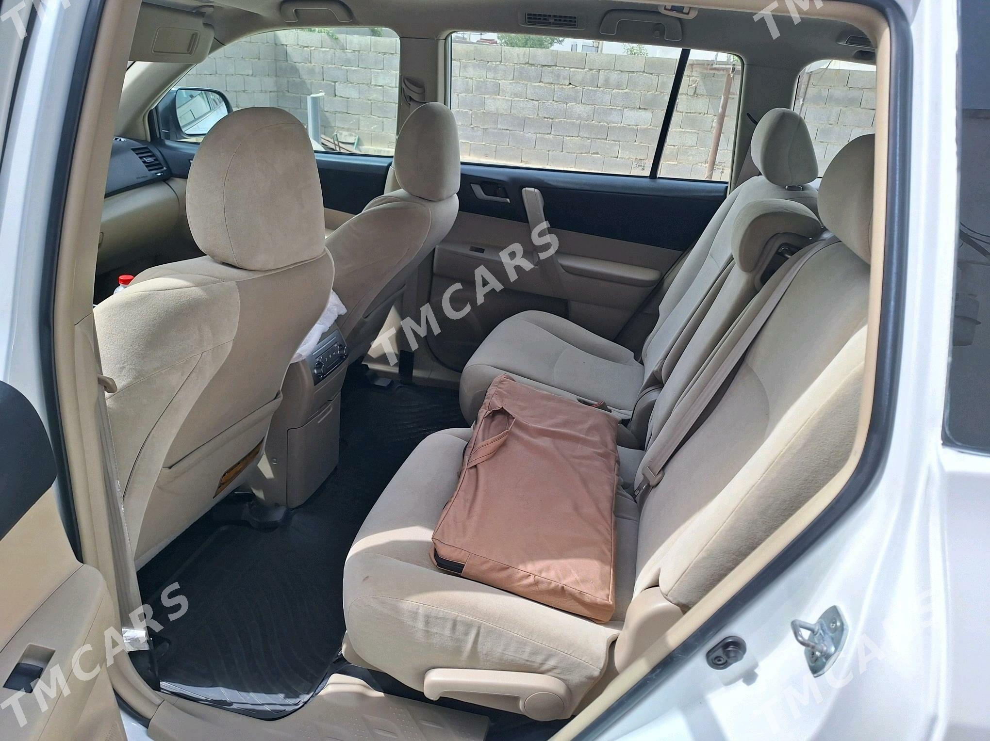 Toyota Highlander 2012 - 285 000 TMT - Яшлык - img 6