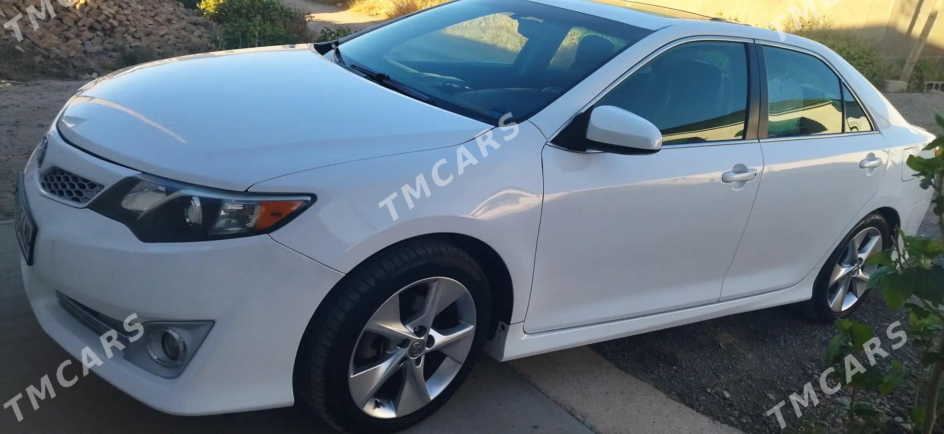Toyota Camry 2013 - 270 000 TMT - Сакарчага - img 3