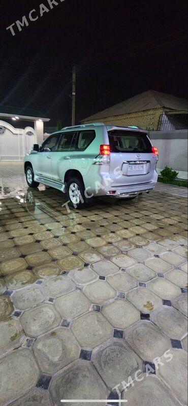 Toyota Land Cruiser Prado 2012 - 487 000 TMT - Мары - img 4