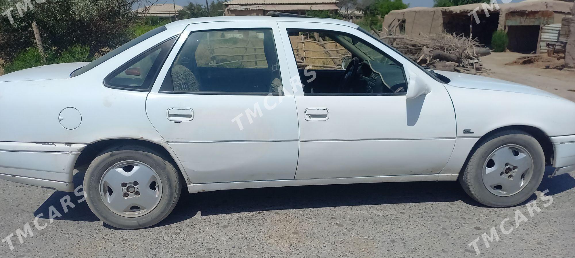 Opel Vectra 1993 - 30 000 TMT - Hojambaz - img 3