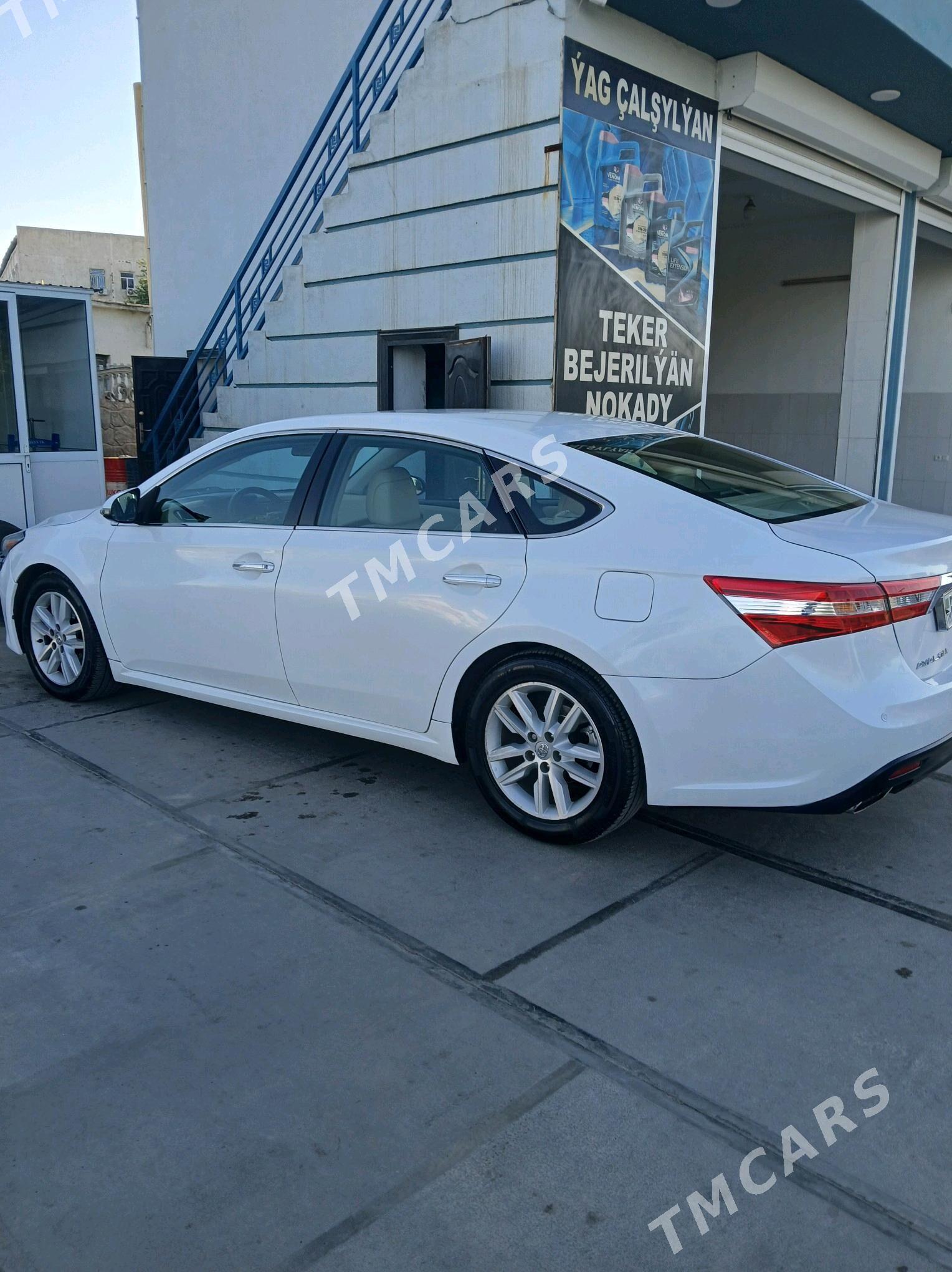 Toyota Avalon 2013 - 320 000 TMT - Мары - img 2