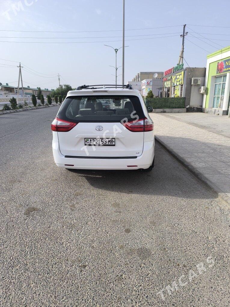 Toyota Sienna 2018 - 360 000 TMT - Mary - img 2