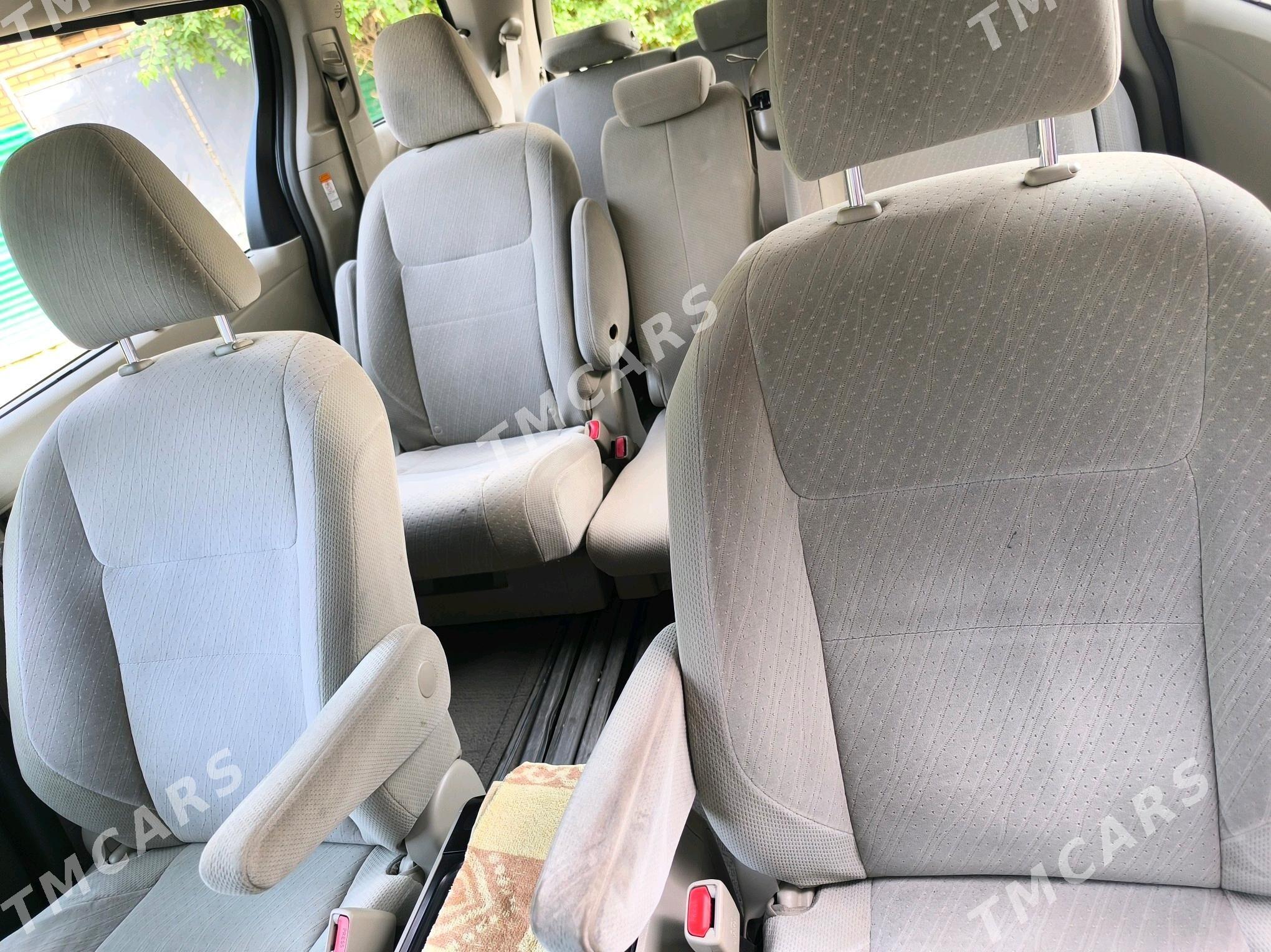 Toyota Sienna 2018 - 360 000 TMT - Mary - img 6