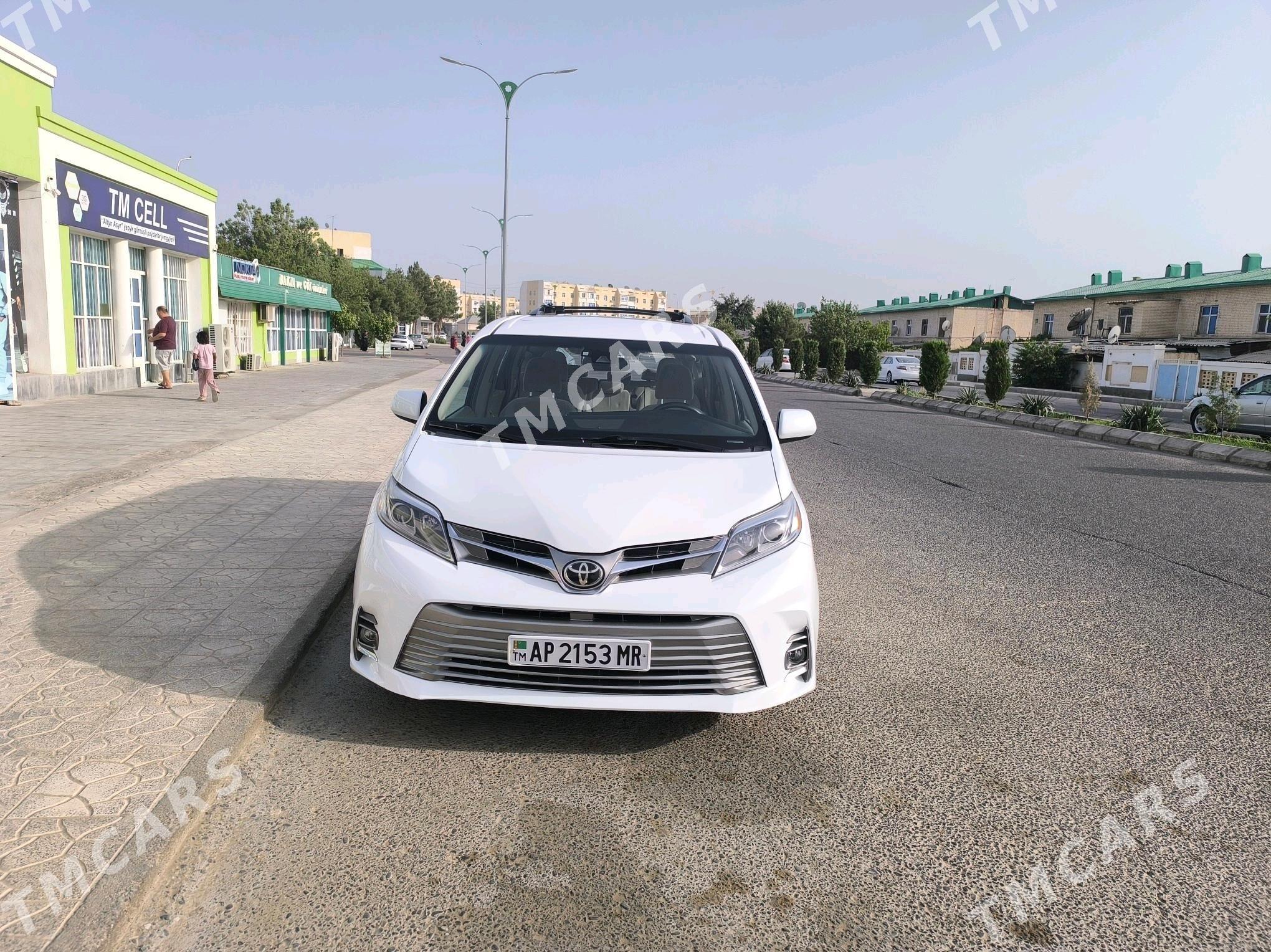 Toyota Sienna 2018 - 360 000 TMT - Mary - img 7