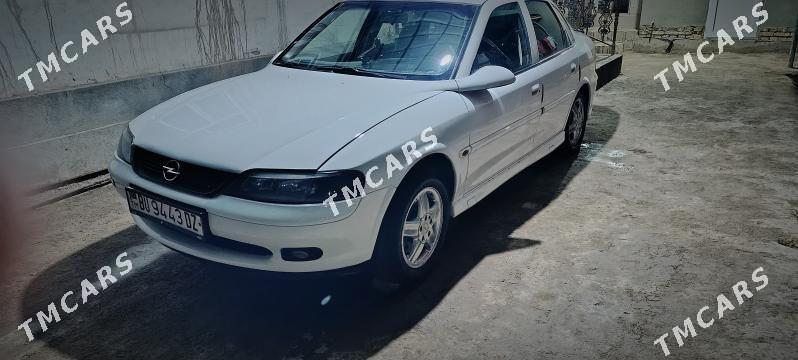 Opel Vectra 1998 - 45 000 TMT - Дашогуз - img 3