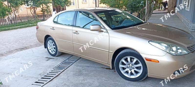 Lexus ES 300 2002 - 160 000 TMT - Dänew - img 3