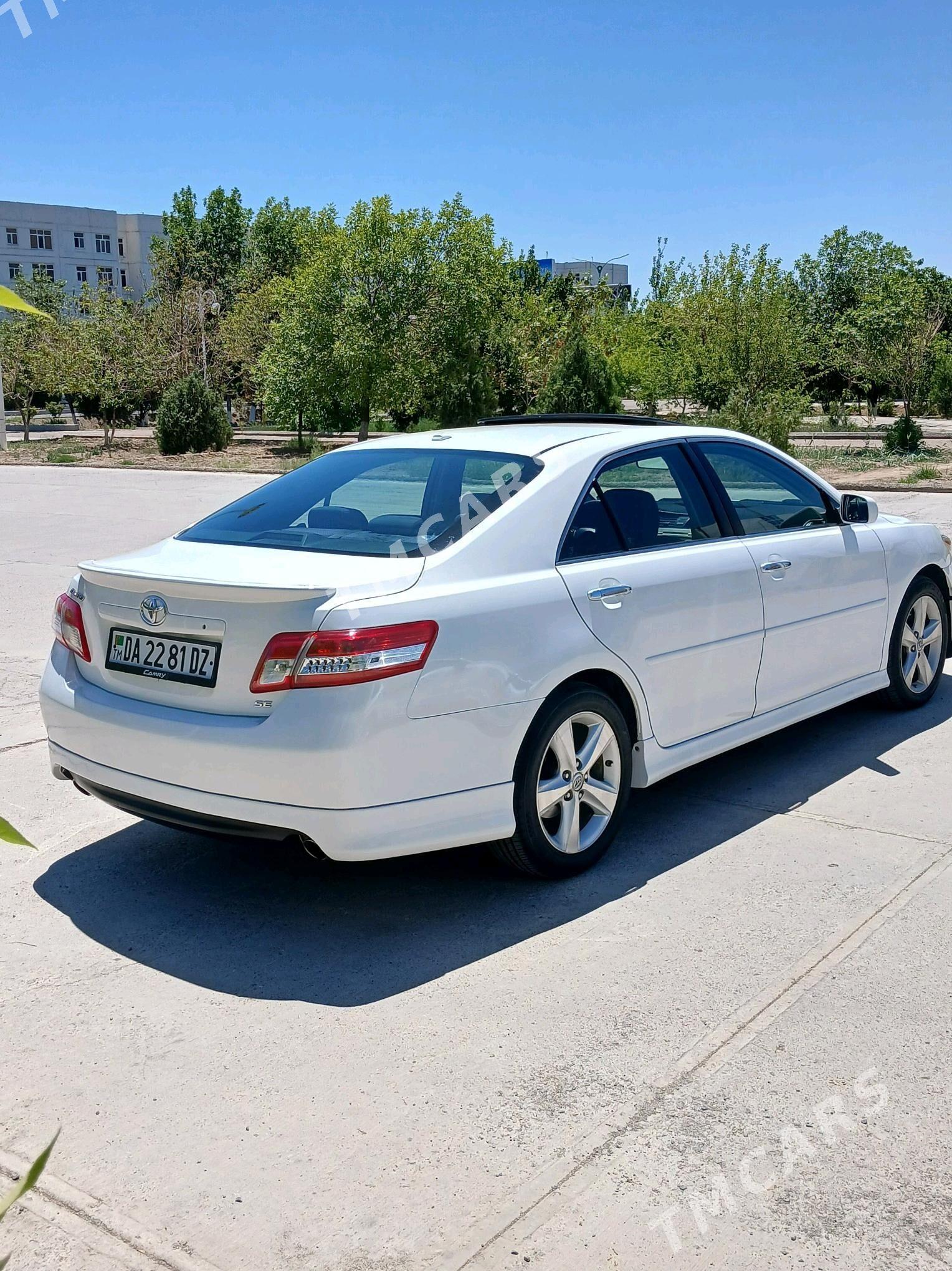 Toyota Camry 2010 - 220 000 TMT - Daşoguz - img 4