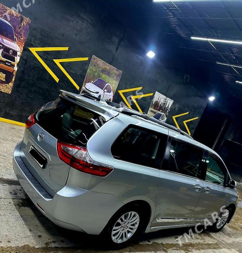 Toyota Sienna 2020 - 445 000 TMT - Туркменабат - img 4