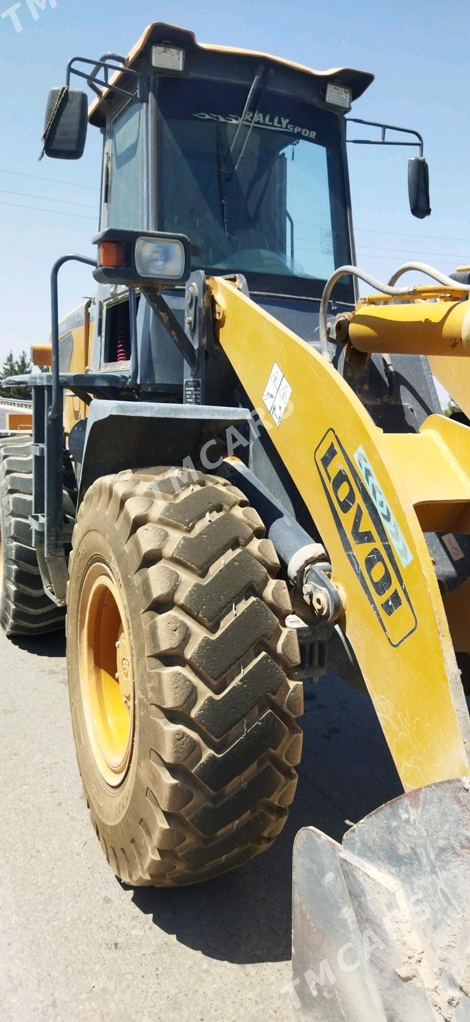 XCMG LW300F 2011 - 440 000 TMT - Туркменабат - img 2