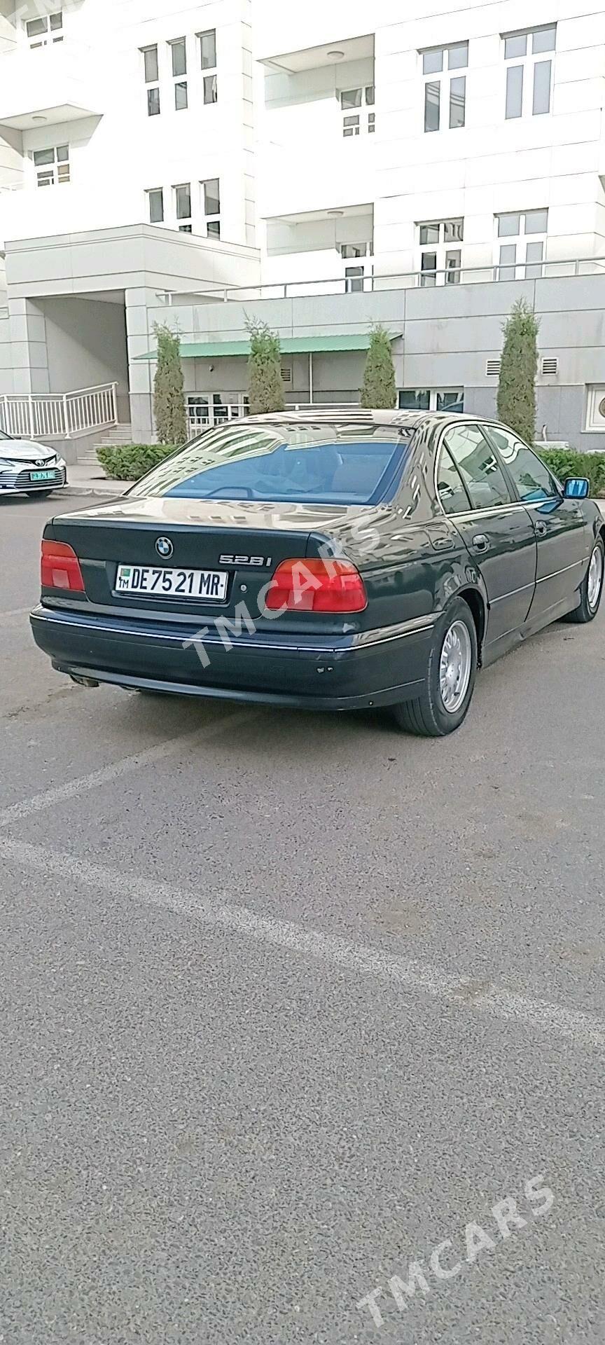 BMW E39 1997 - 85 000 TMT - Мары - img 7