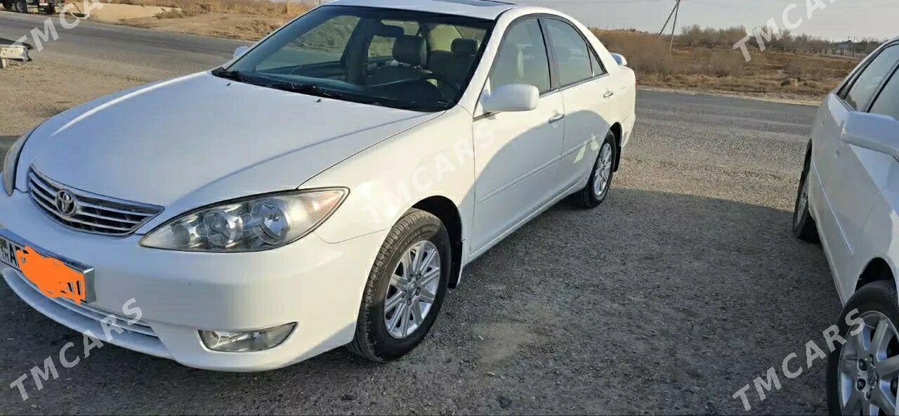 Toyota Camry 2003 - 170 000 TMT - Теджен - img 5