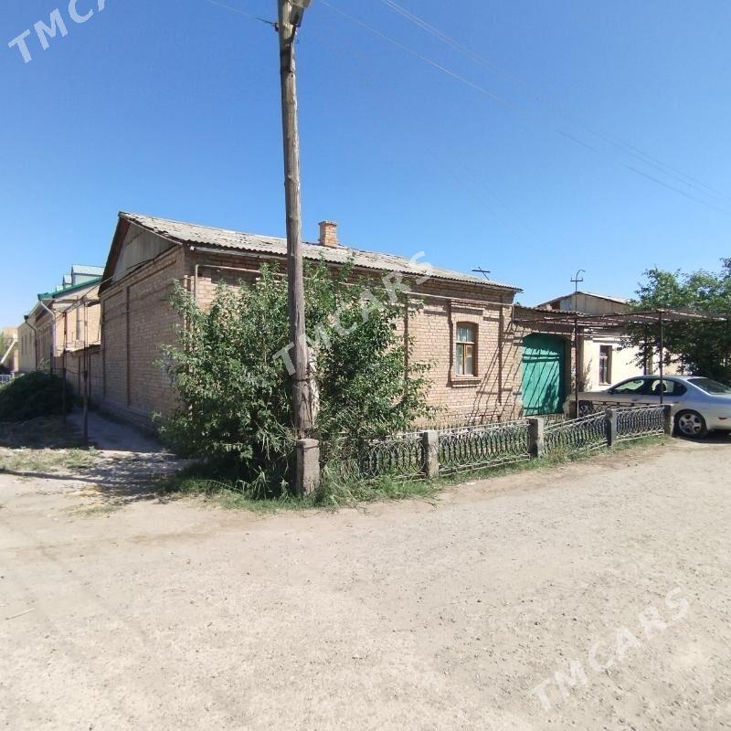 продам дом - Türkmenabat - img 10