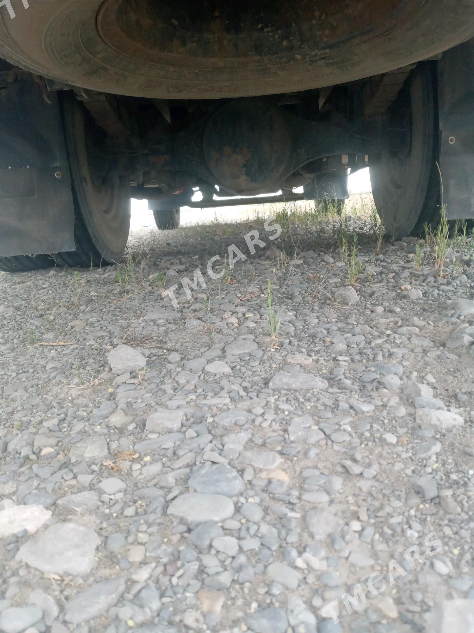 Mitsubishi Fuso Rosa 1995 - 140 000 TMT - Çärjew - img 4