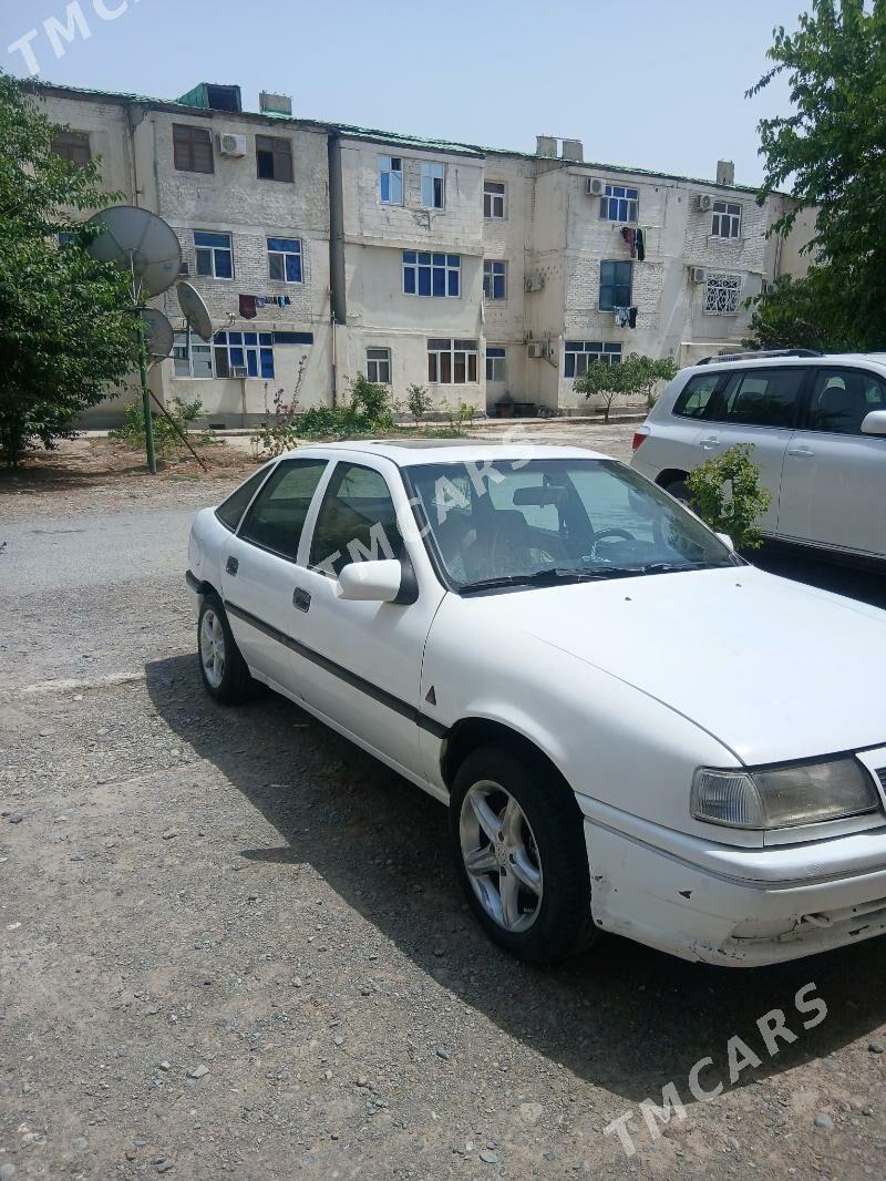 Opel Vectra 1993 - 30 000 TMT - Бузмеин - img 2