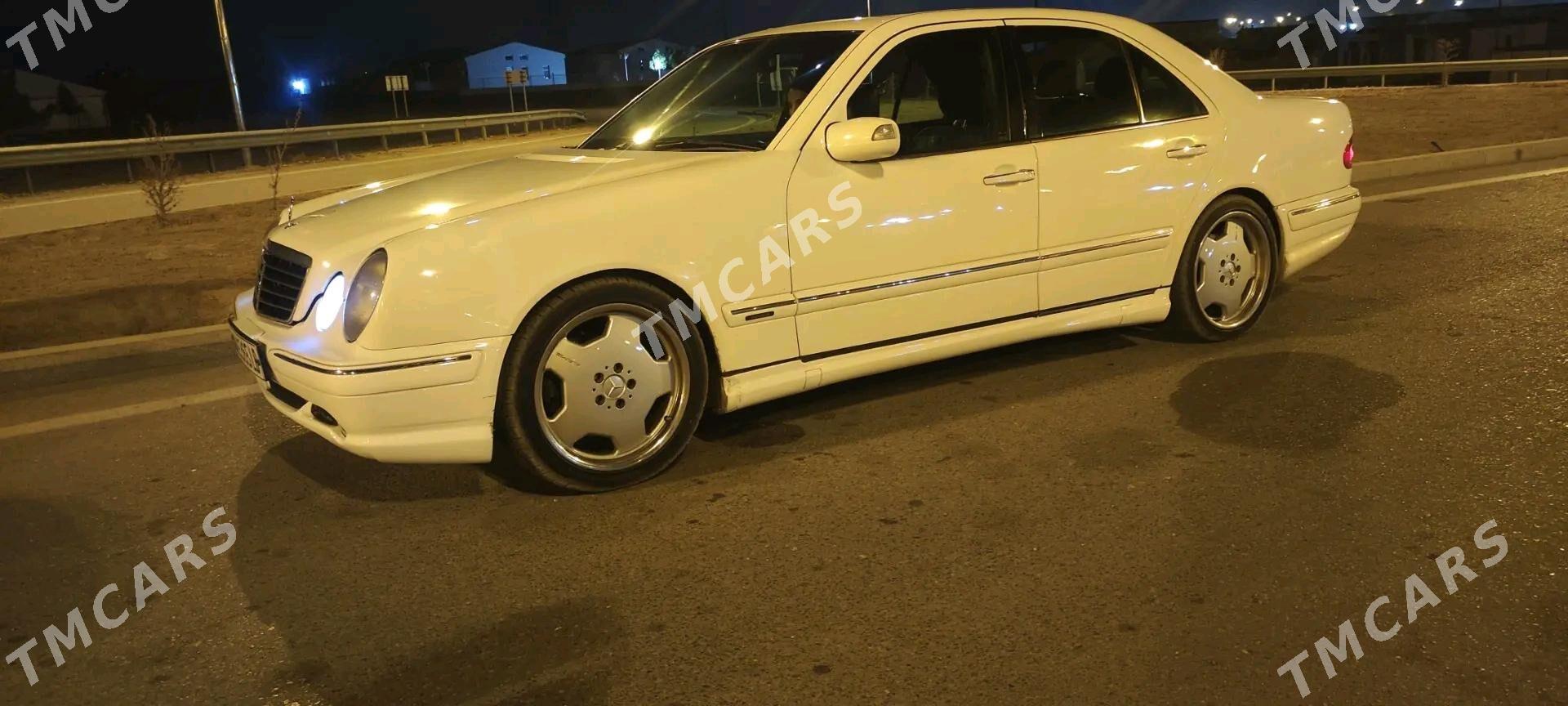 Mercedes-Benz 500E 2000 - 125 000 TMT - Мары - img 2