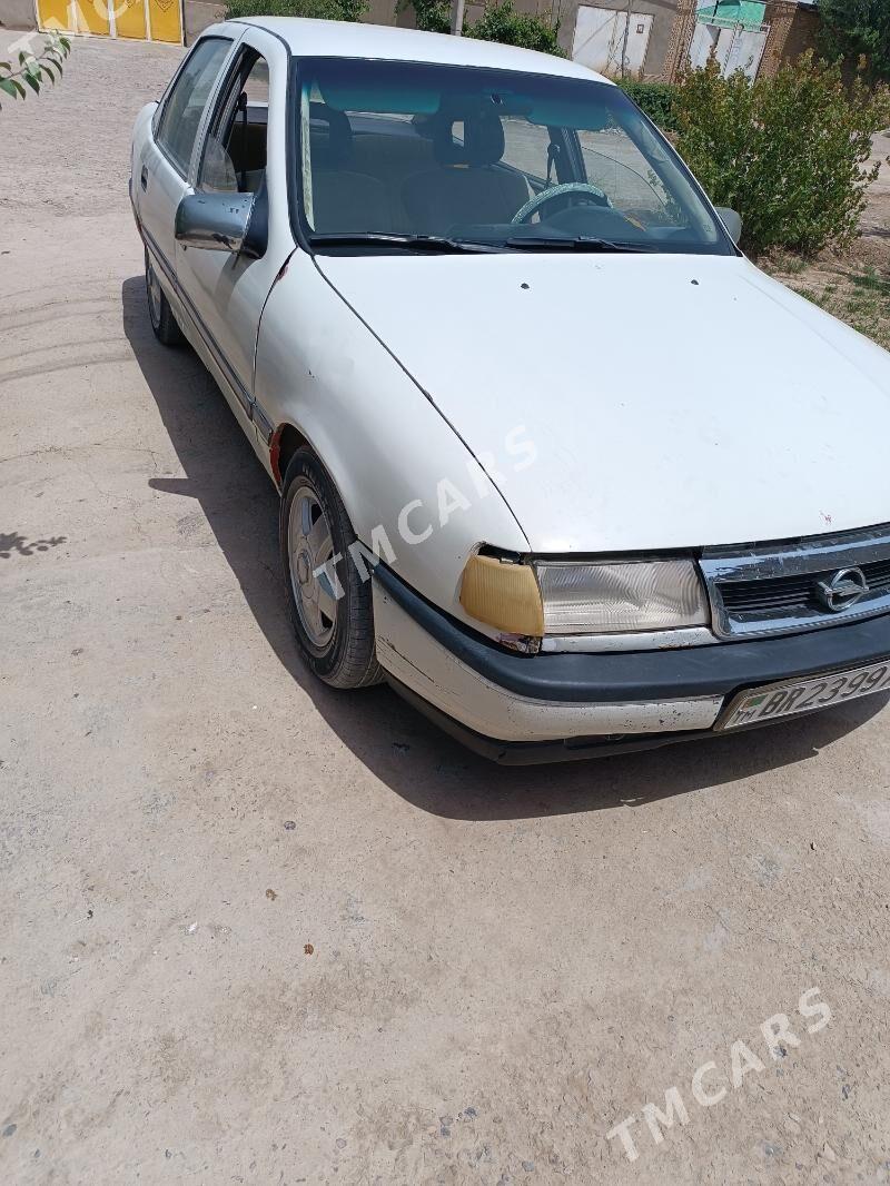 Opel Vectra 1989 - 18 000 TMT - Теджен - img 5