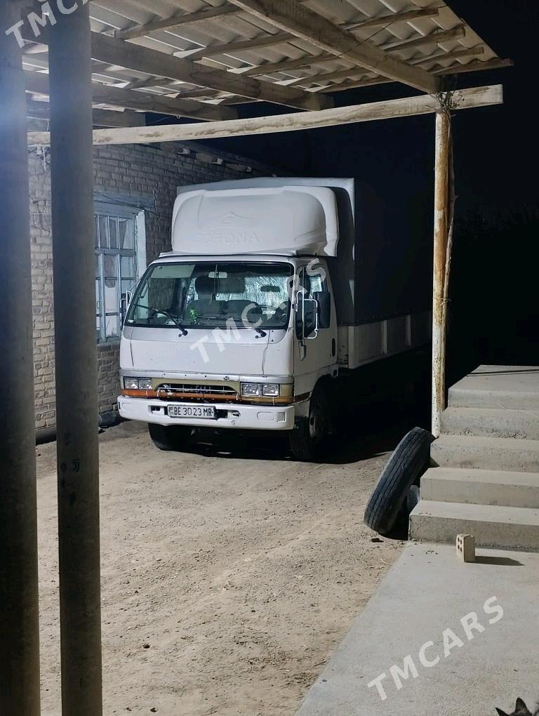 Mitsubishi Canter 2004 - 235 000 TMT - Мары - img 2