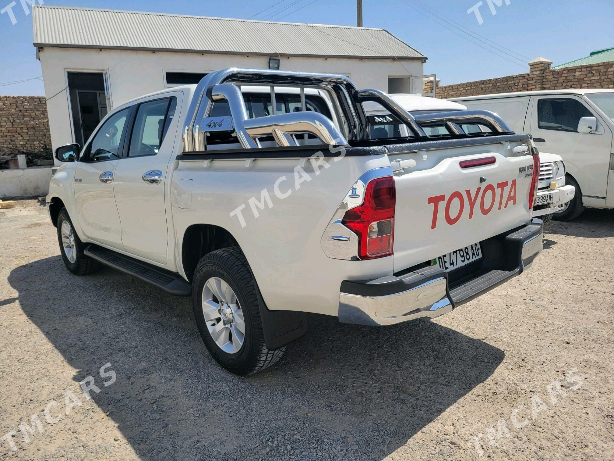 Toyota Hilux 2016 - 460 000 TMT - Mary - img 3