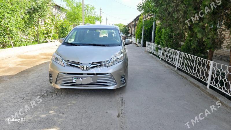 Toyota Sienna 2016 - 310 000 TMT - Daşoguz - img 7
