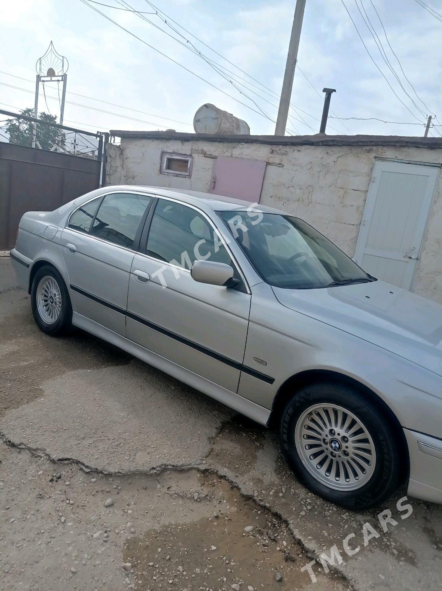 BMW E39 1997 - 80 000 TMT - Jebel - img 6