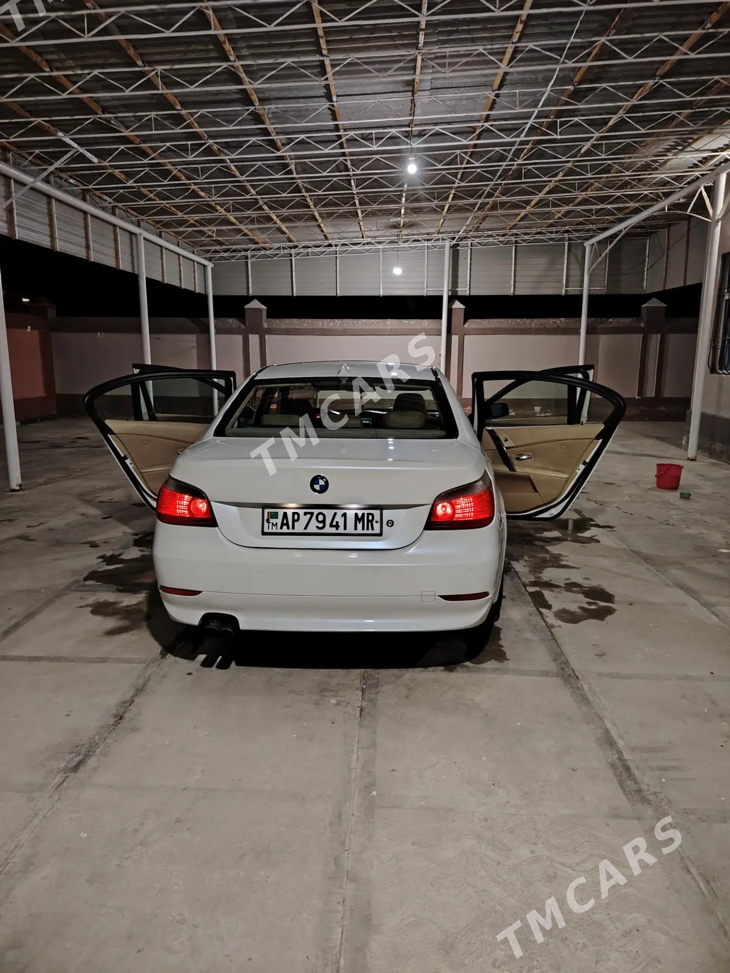 BMW E60 2003 - 135 000 TMT - Мары - img 5