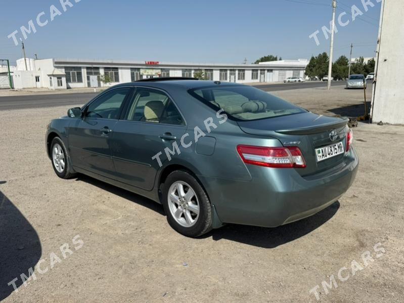 Toyota Camry 2010 - 195 000 TMT - Мары - img 3