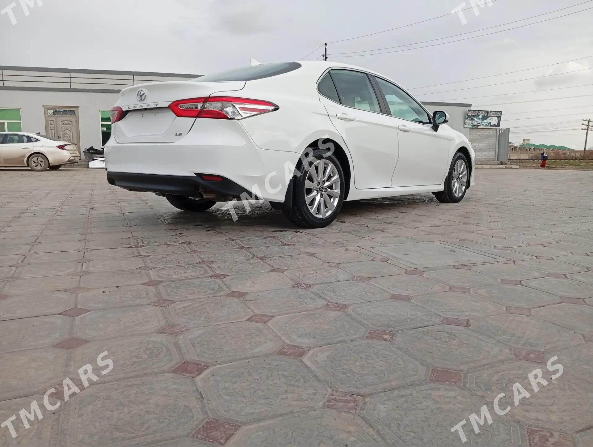 Toyota Camry 2020 - 265 000 TMT - Мары - img 4