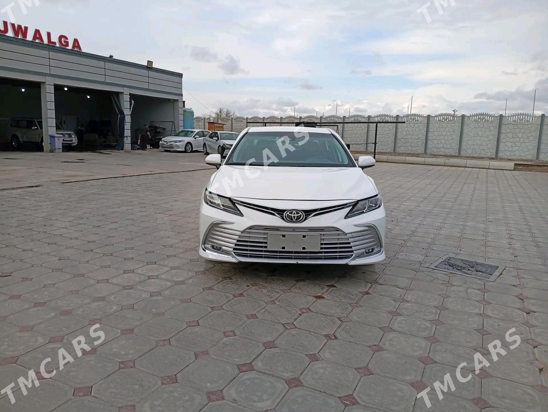 Toyota Camry 2020 - 265 000 TMT - Мары - img 5