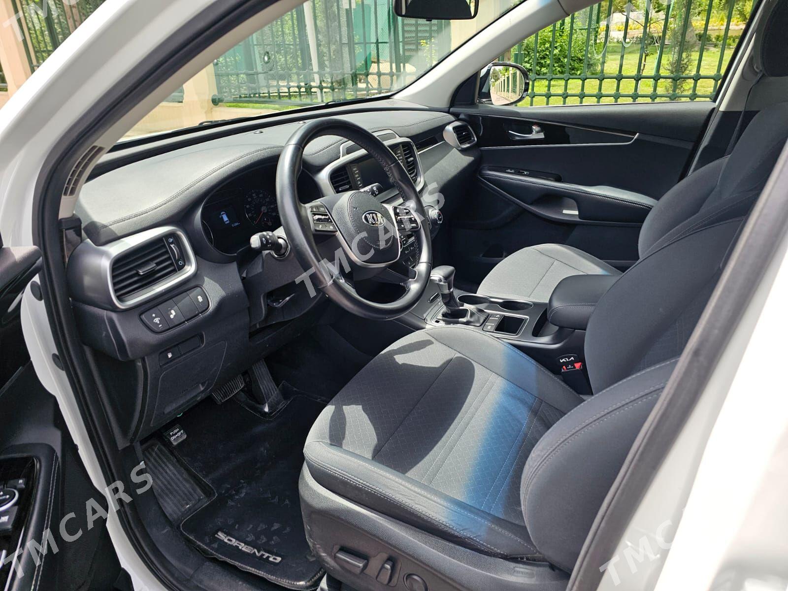 Kia Sorento 2019 - 300 000 TMT - Aşgabat - img 10