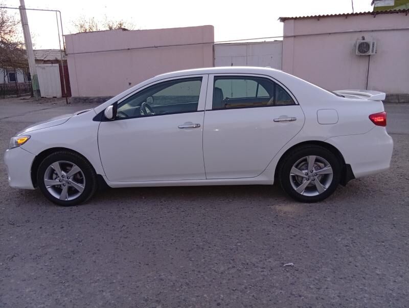 Toyota Corolla 2010 - 130 000 TMT - Türkmenabat - img 2