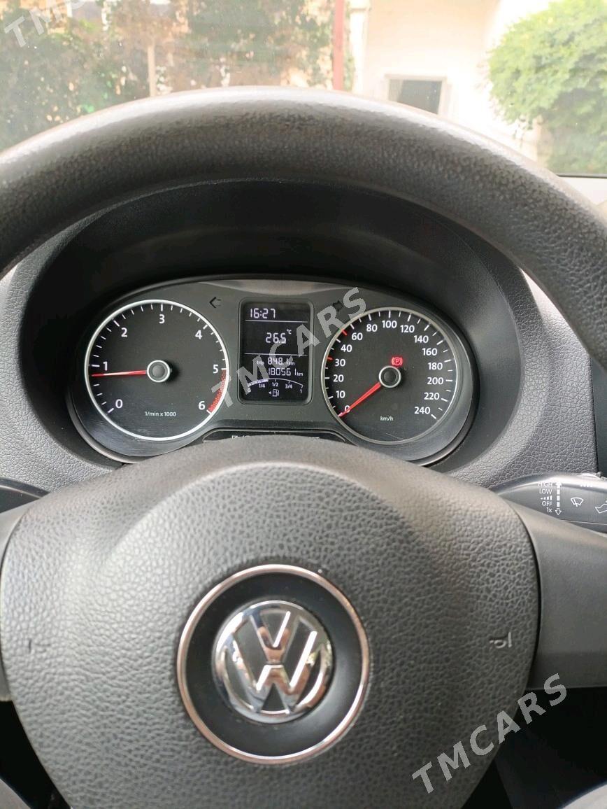 Volkswagen Amarok 2013 - 280 000 TMT - Türkmenbaşy - img 8