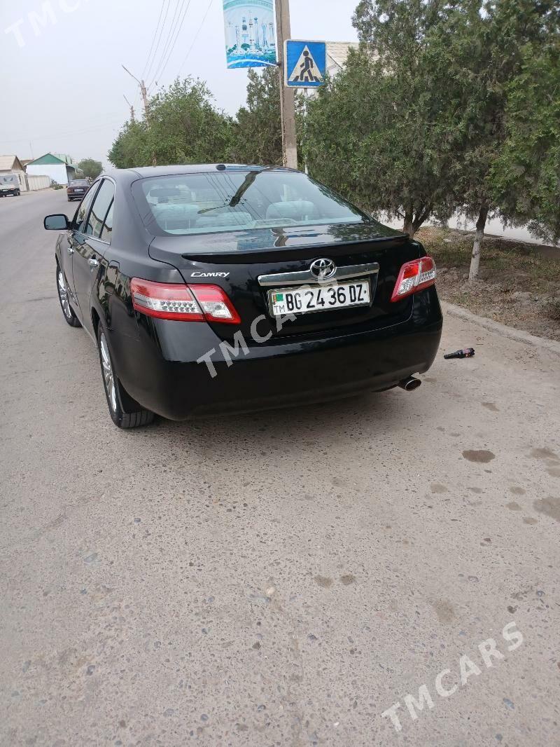 Toyota Camry 2010 - 160 000 TMT - Акдепе - img 9