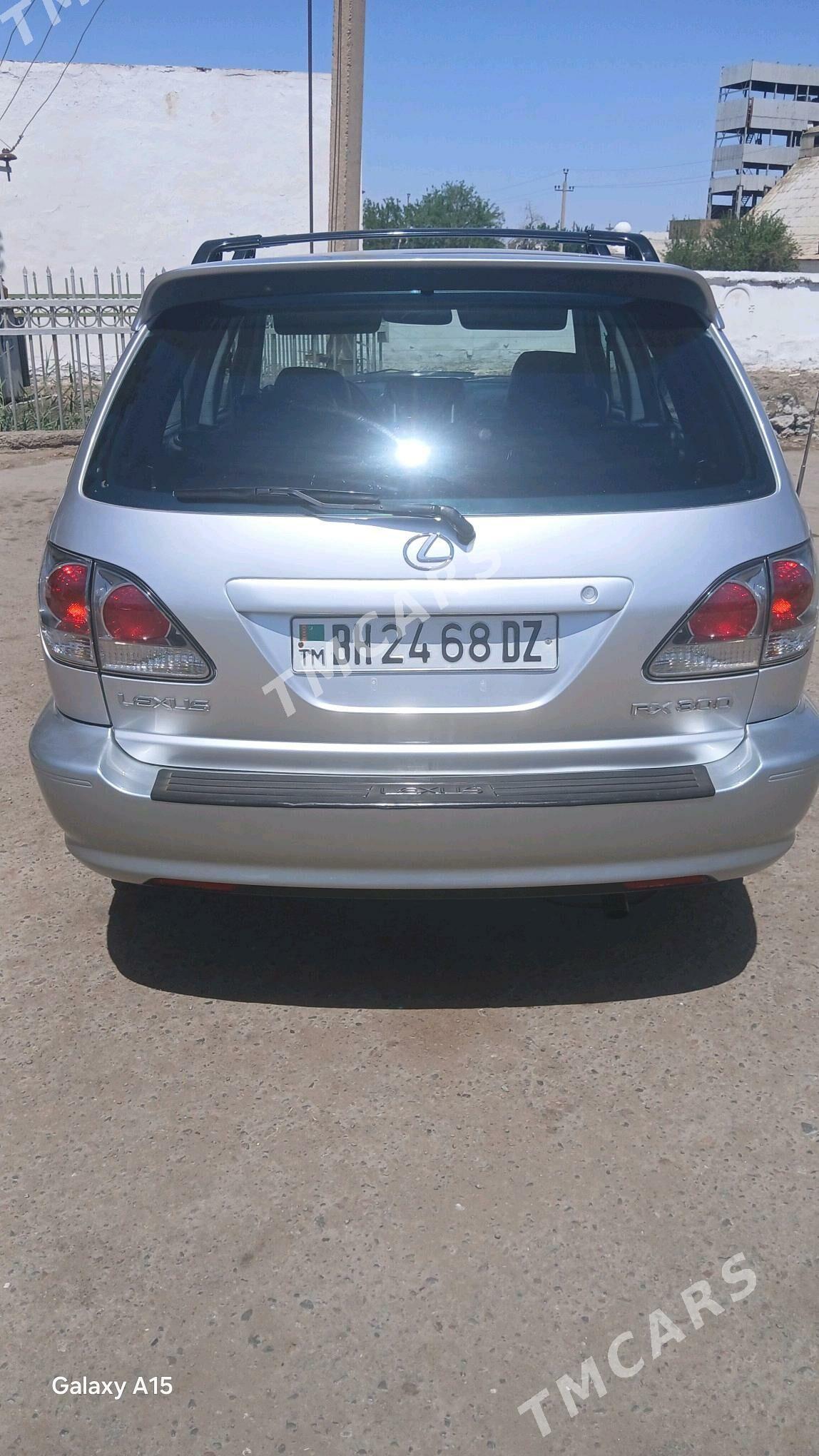 Lexus RX 300 2001 - 150 000 TMT - Дашогуз - img 3