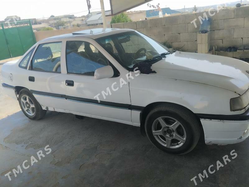 Opel Vectra 1991 - 15 000 TMT - Magdanly - img 3