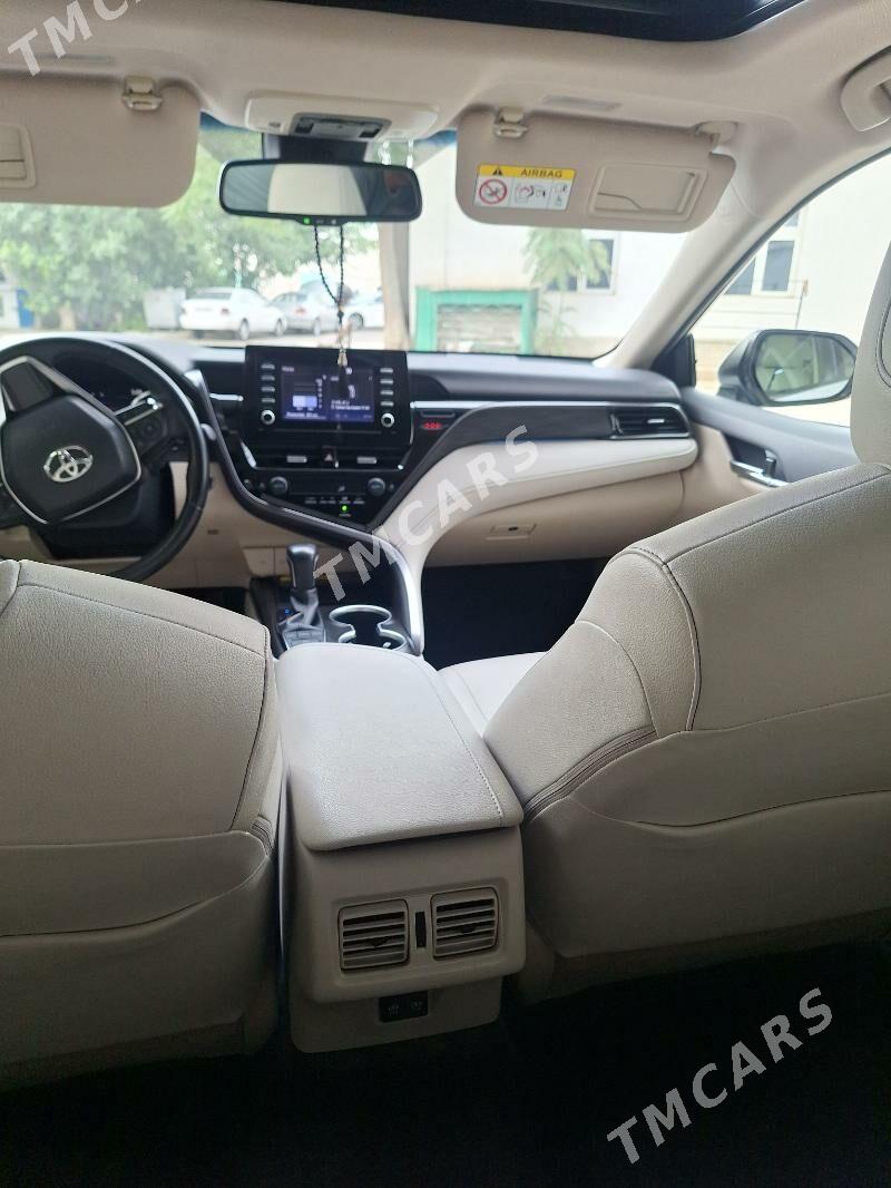 Toyota Camry 2021 - 630 000 TMT - Aşgabat - img 8