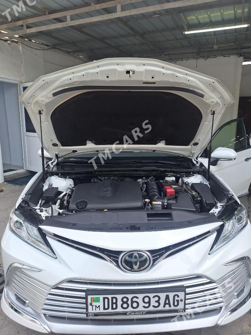 Toyota Camry 2021 - 630 000 TMT - Aşgabat - img 10