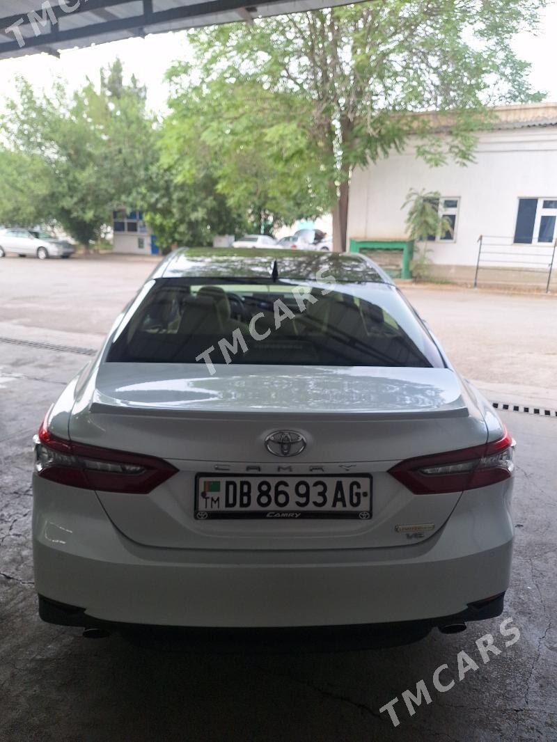 Toyota Camry 2021 - 630 000 TMT - Aşgabat - img 9
