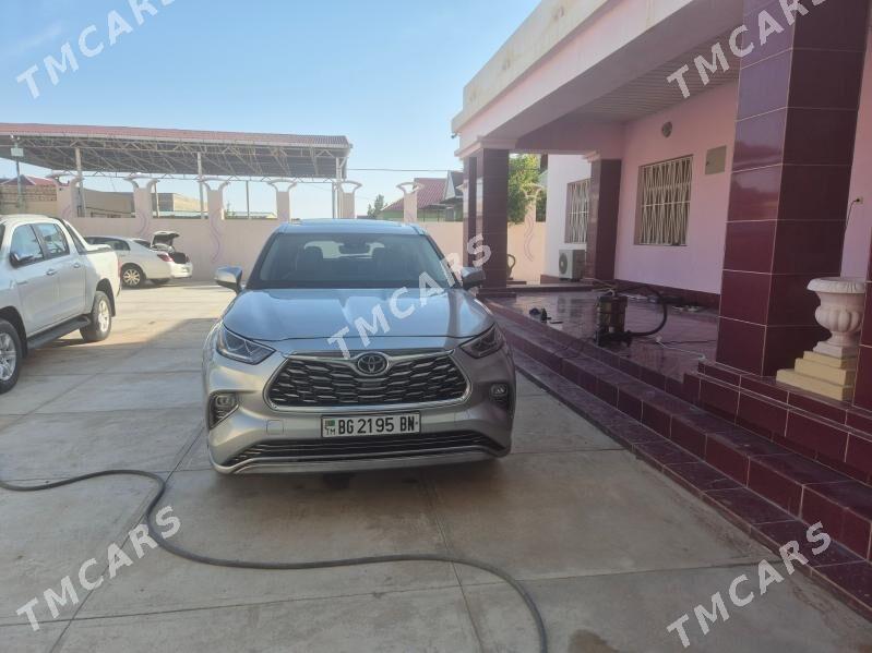 Toyota Highlander 2021 - 580 000 TMT - Балканабат - img 2