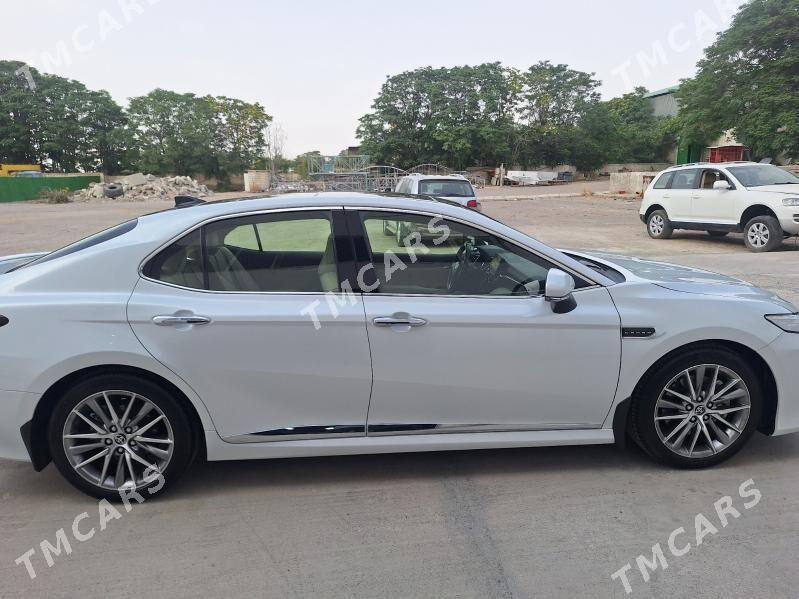 Toyota Camry 2021 - 630 000 TMT - Aşgabat - img 6
