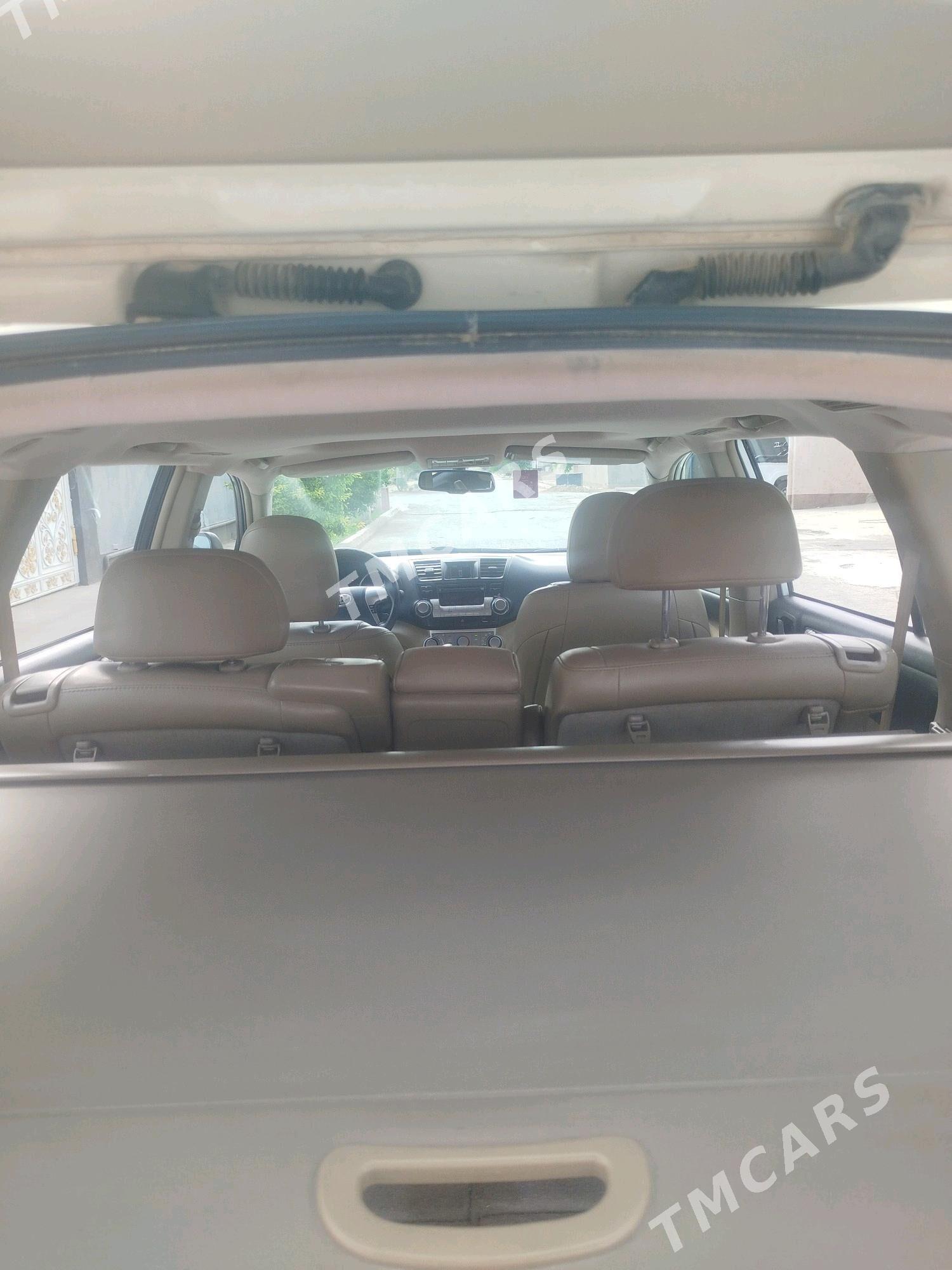 Toyota Highlander 2012 - 280 000 TMT - Aşgabat - img 2