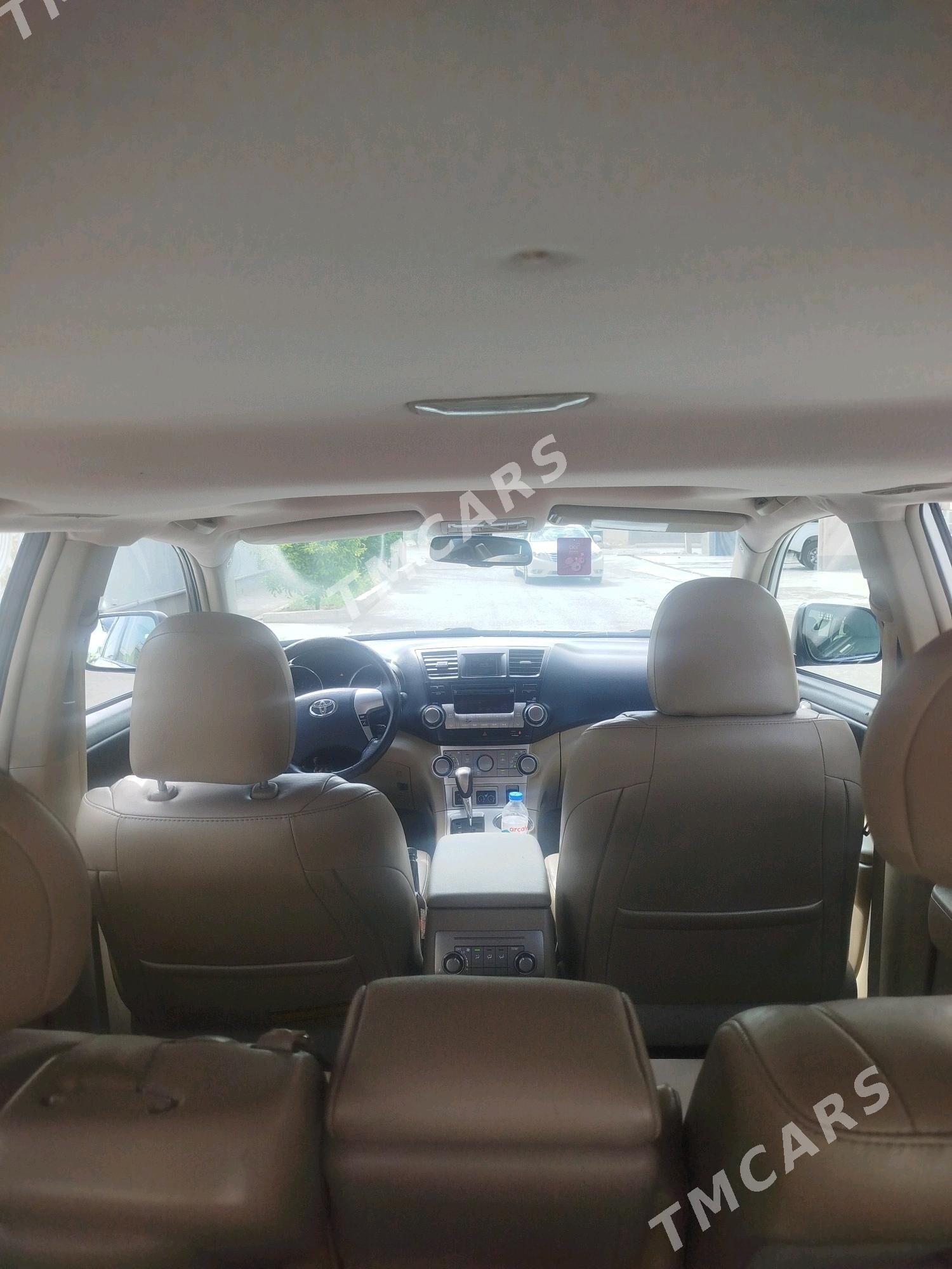 Toyota Highlander 2012 - 280 000 TMT - Aşgabat - img 3