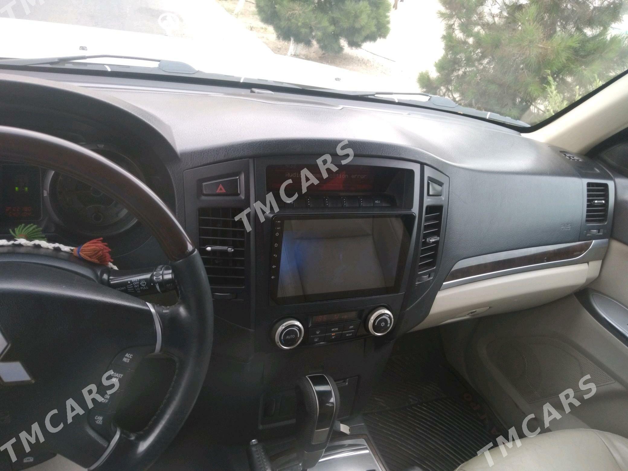 Mitsubishi Pajero 2013 - 200 000 TMT - Türkmenbaşy - img 5