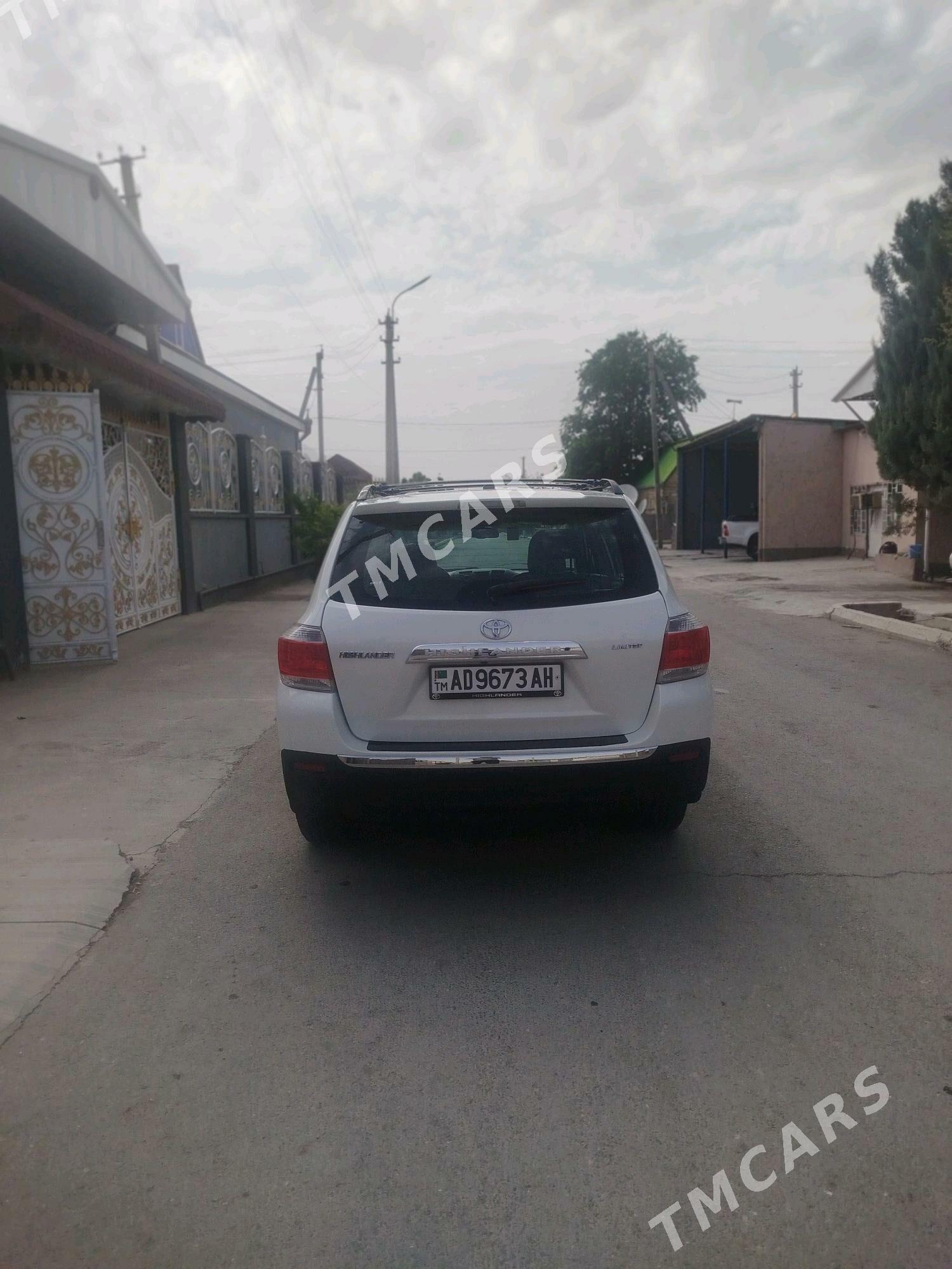 Toyota Highlander 2012 - 280 000 TMT - Aşgabat - img 8