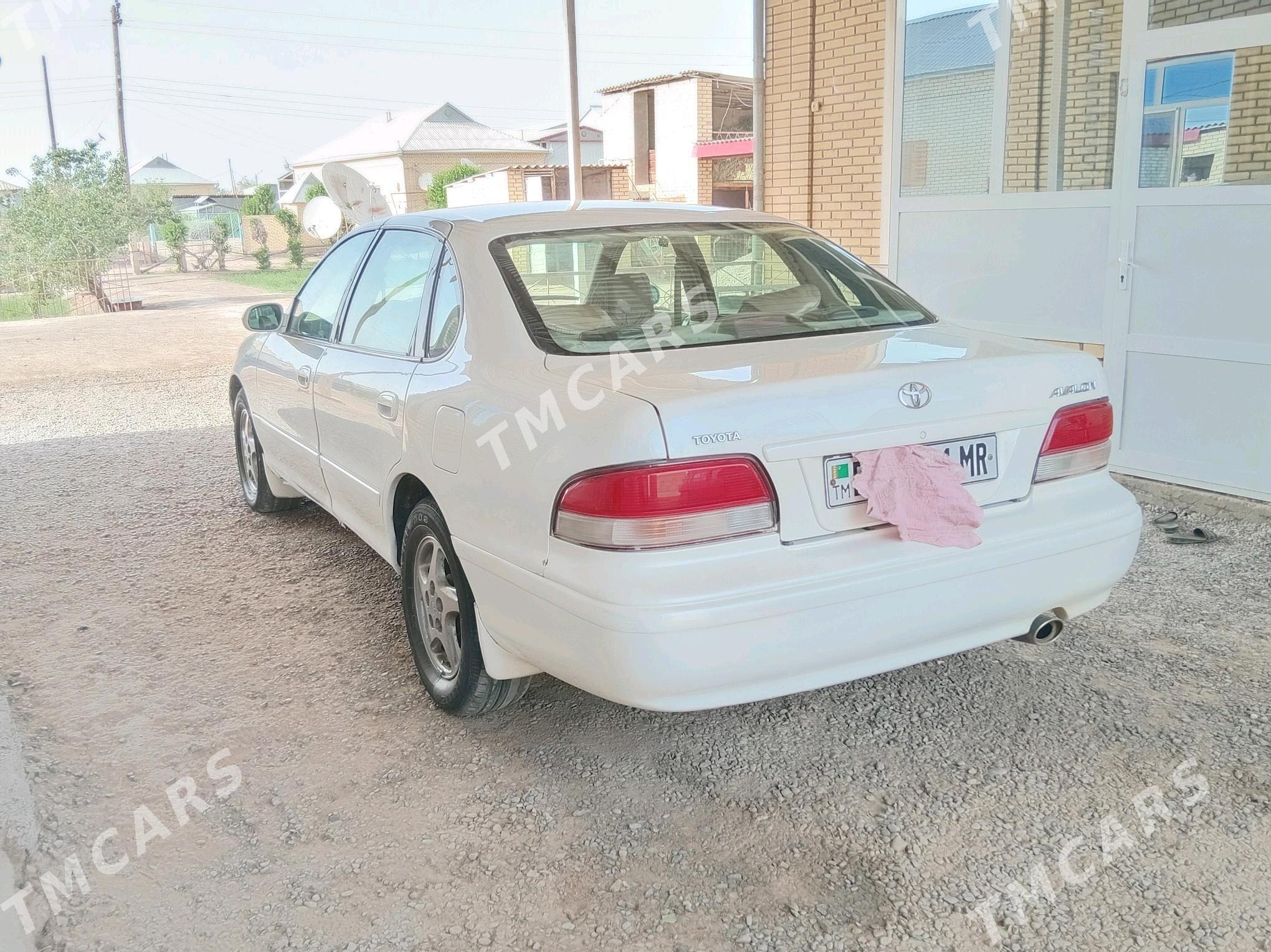 Toyota Avalon 1996 - 110 000 TMT - Сакарчага - img 5